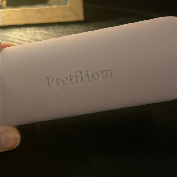 PretiHom Hair Straightening Comb – Purple | Gently Used - Picture 2 of 4